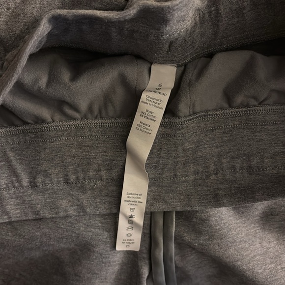 Lululemon Shorts - Picture 4 of 5